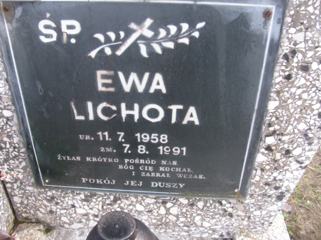 Ewa Lichota  1958 Łętownia - Grobonet - Wyszukiwarka osób pochowanych